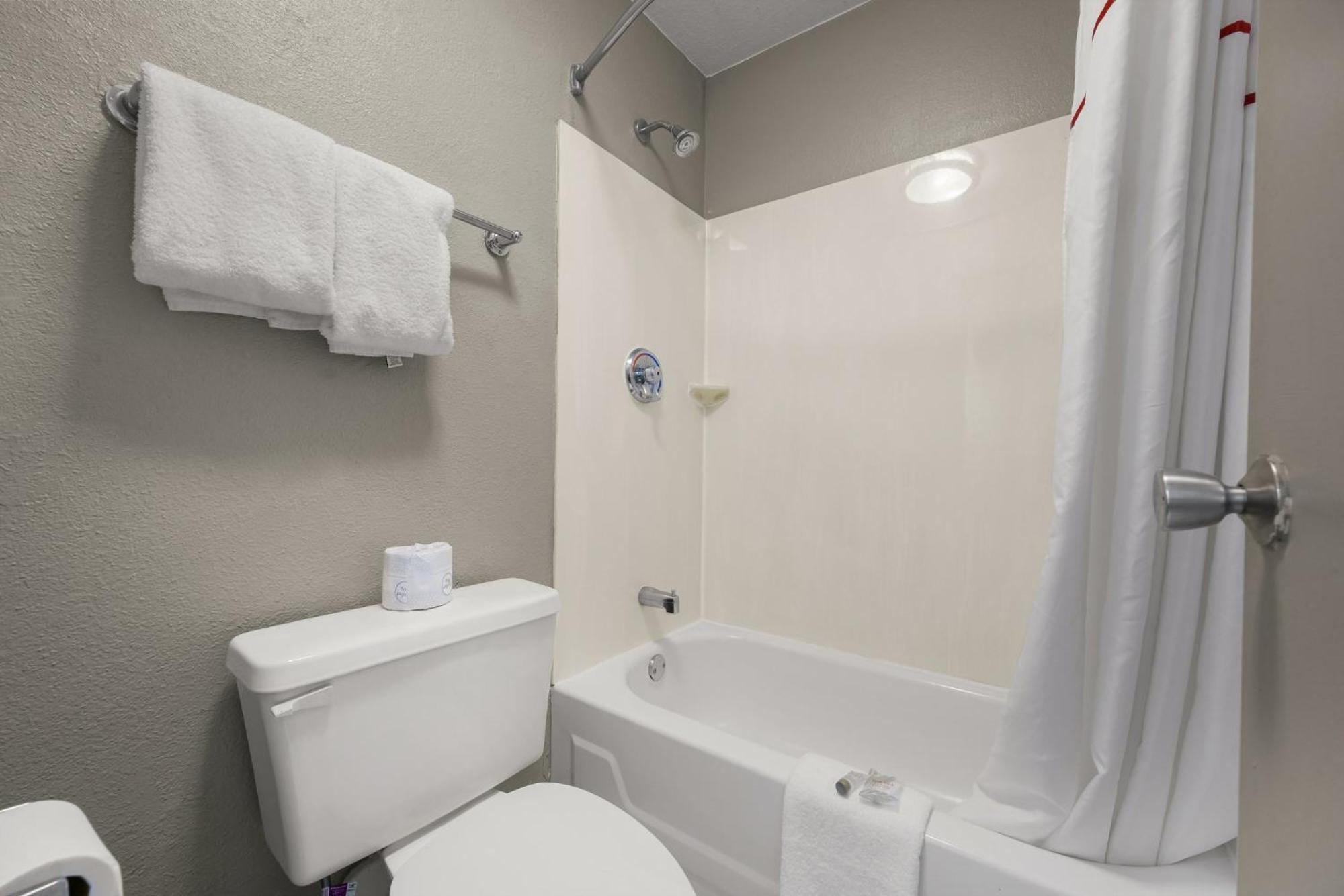 Red Roof Inn Detroit - Royal Oak/Madison Heights Extérieur photo