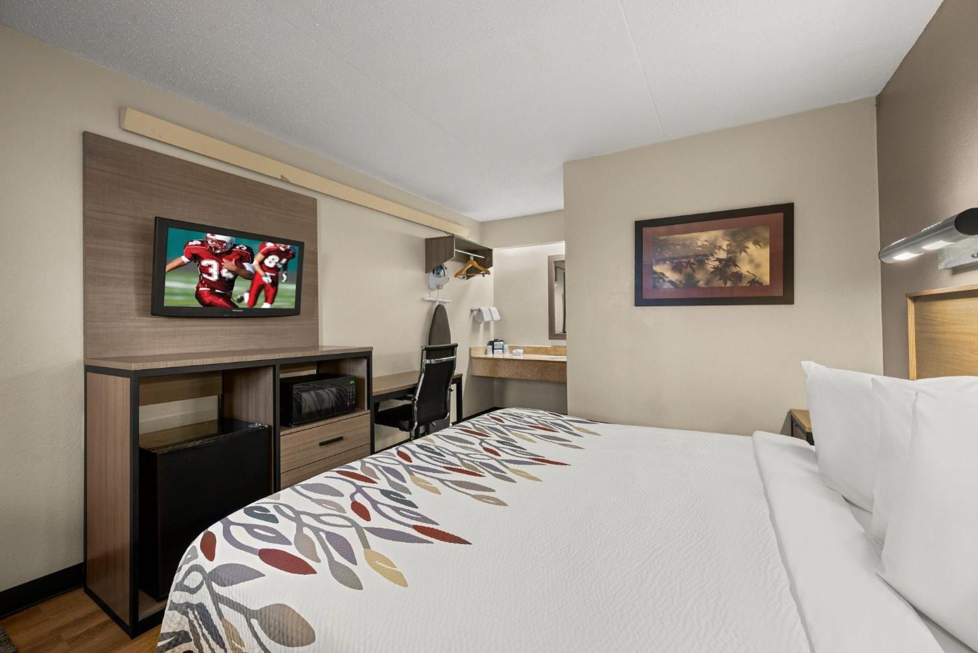 Red Roof Inn Detroit - Royal Oak/Madison Heights Extérieur photo