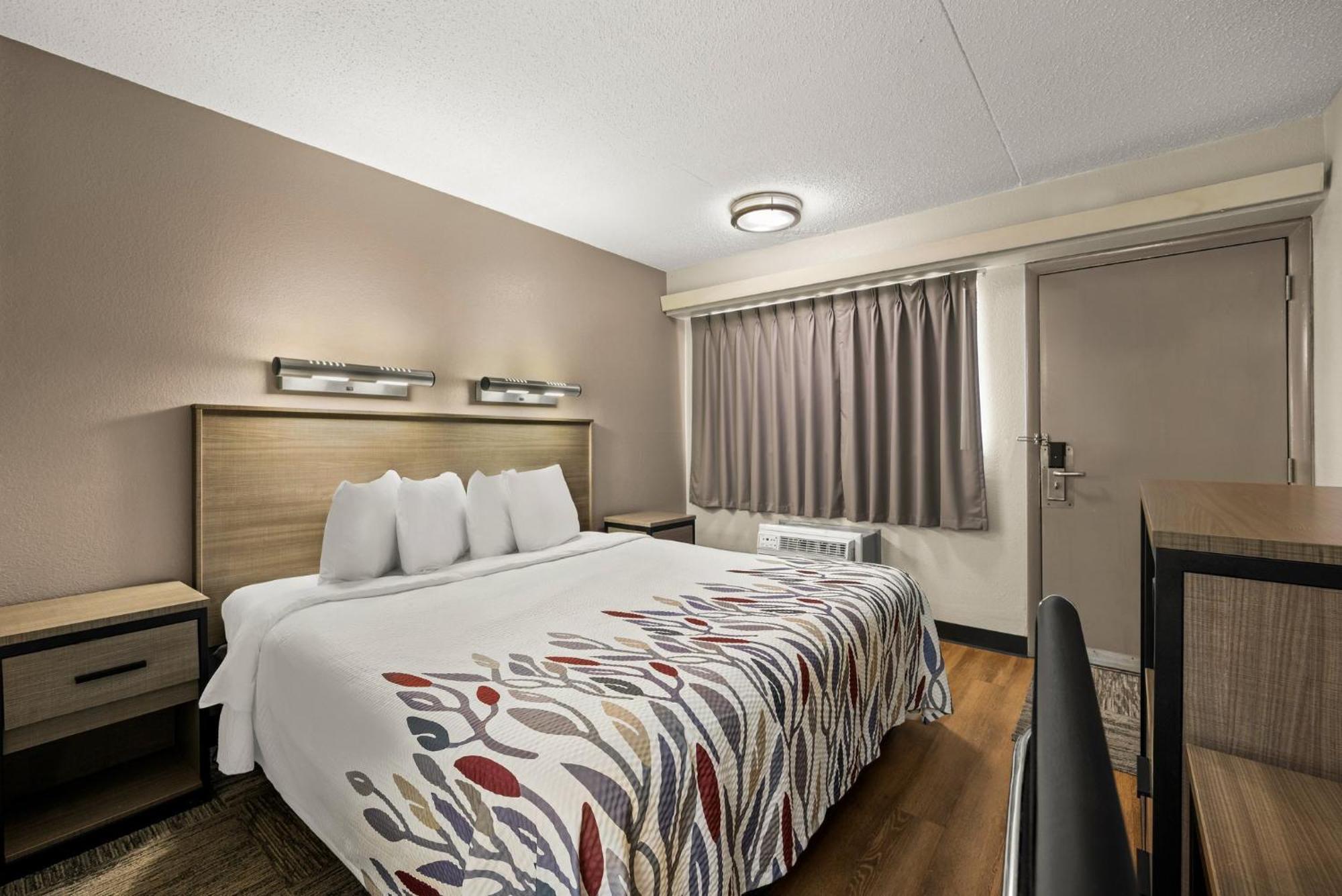 Red Roof Inn Detroit - Royal Oak/Madison Heights Extérieur photo