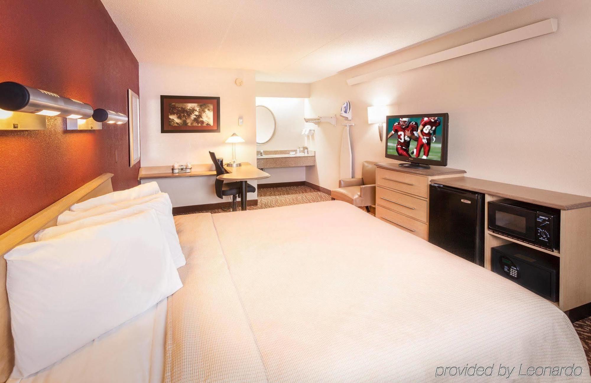 Red Roof Inn Detroit - Royal Oak/Madison Heights Extérieur photo