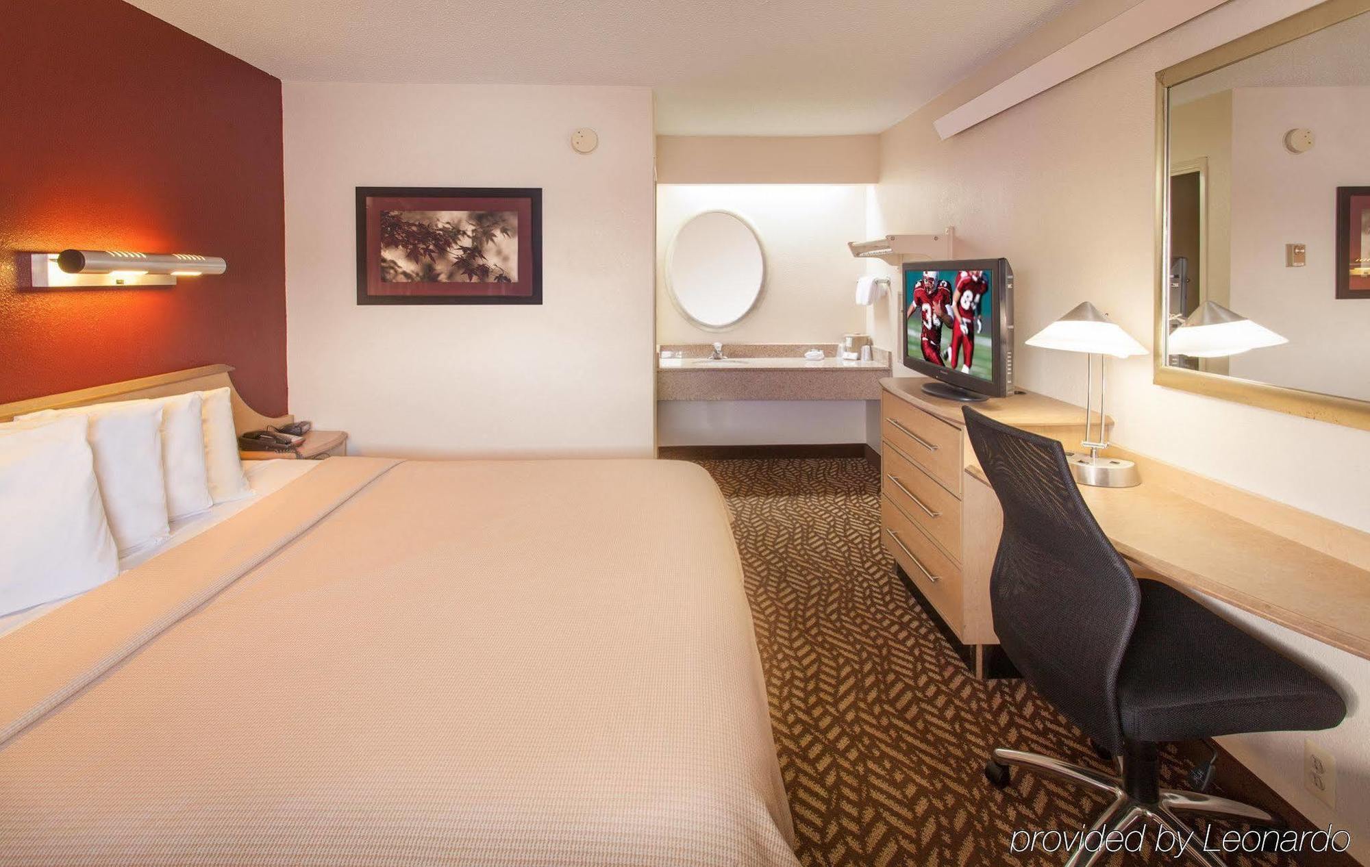Red Roof Inn Detroit - Royal Oak/Madison Heights Extérieur photo